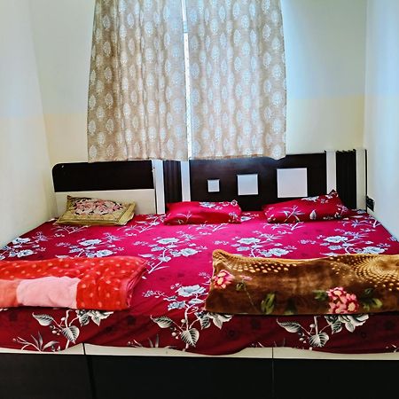 Jai Hanuman Guest House Palsana  Esterno foto